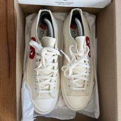 Converse Chuck Taylor X CDG Play Men’s Size 8.5