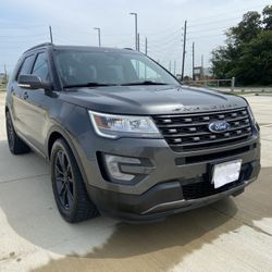 2017 Ford Explorer XLT 47,143 Miles We Finance 