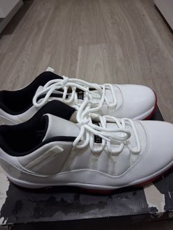 Jordan retro 11 white red bottom size 14