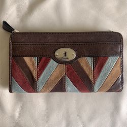 Fossil Maddox Brown Leather Chevron Patchwork Zip Around Wallet