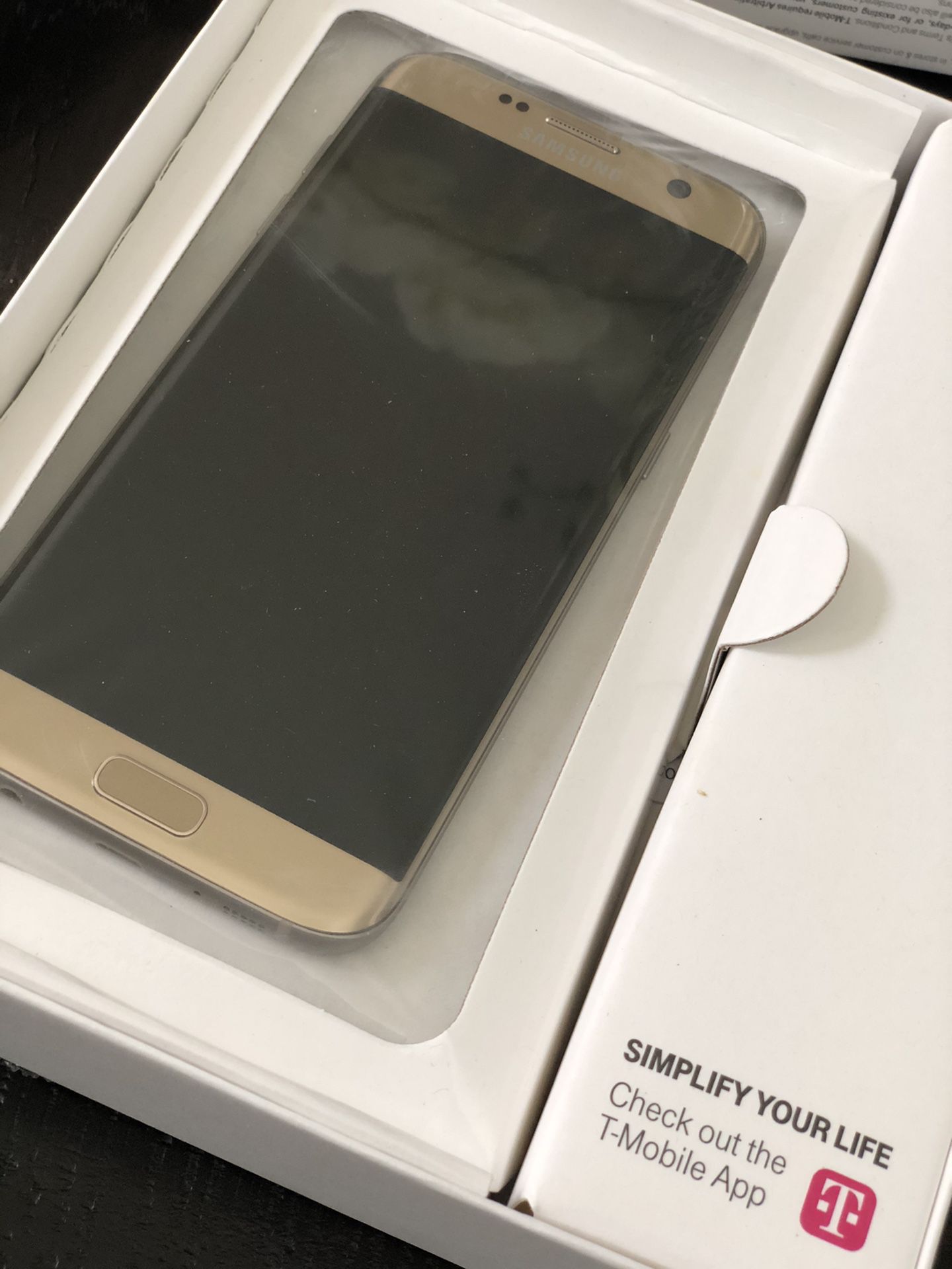 Samsung Galaxy S7 Edge NEW Gold Unlocked