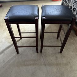 Free Bar Stools 
