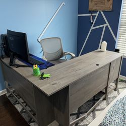 L Shaped Desk