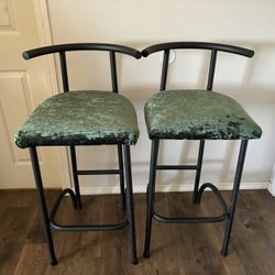 2 Bar Stools