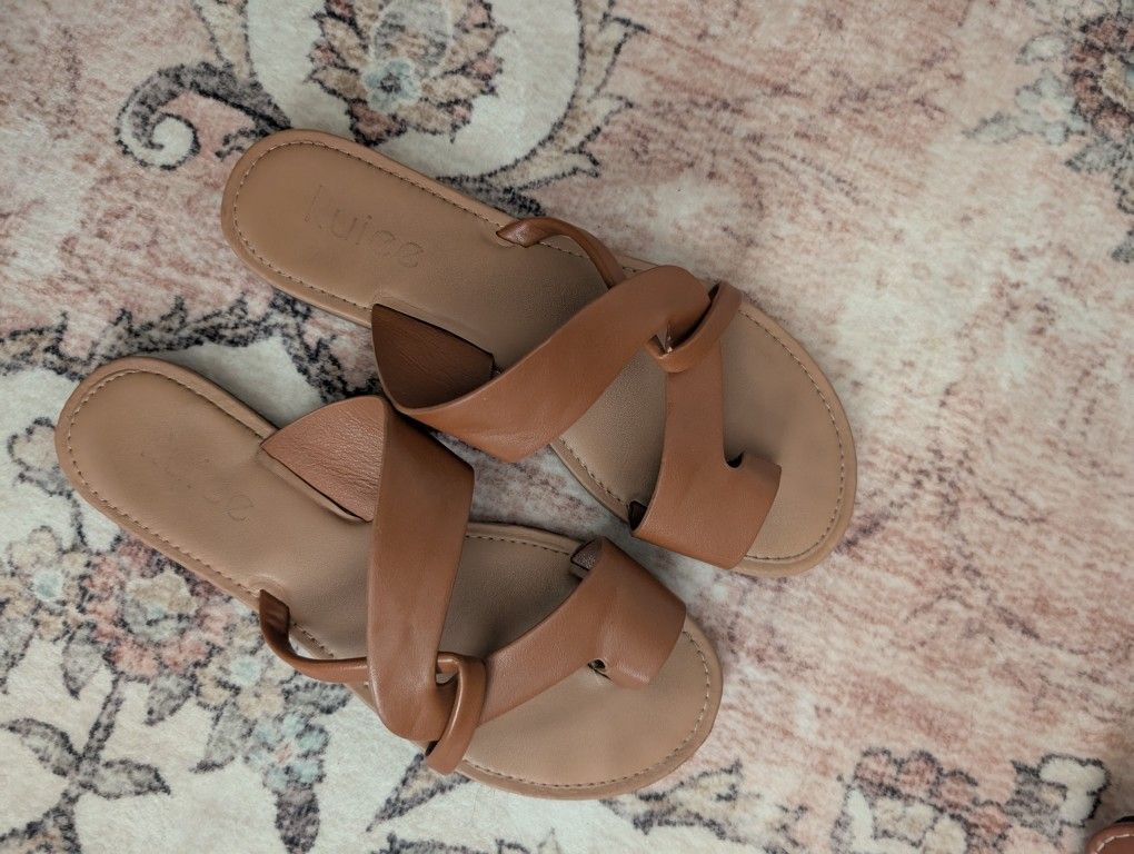 Flats Size 10