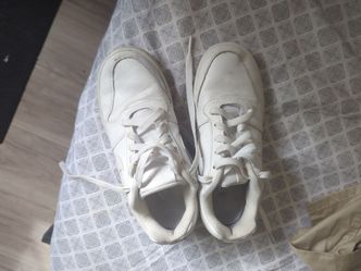 Nike Ebernon low (white) size 6 us wm