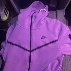 nike tech 