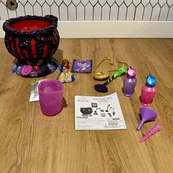 Disney The Little Mermaid Ursula's Mystical Cauldron with Lights, Sounds & Music!