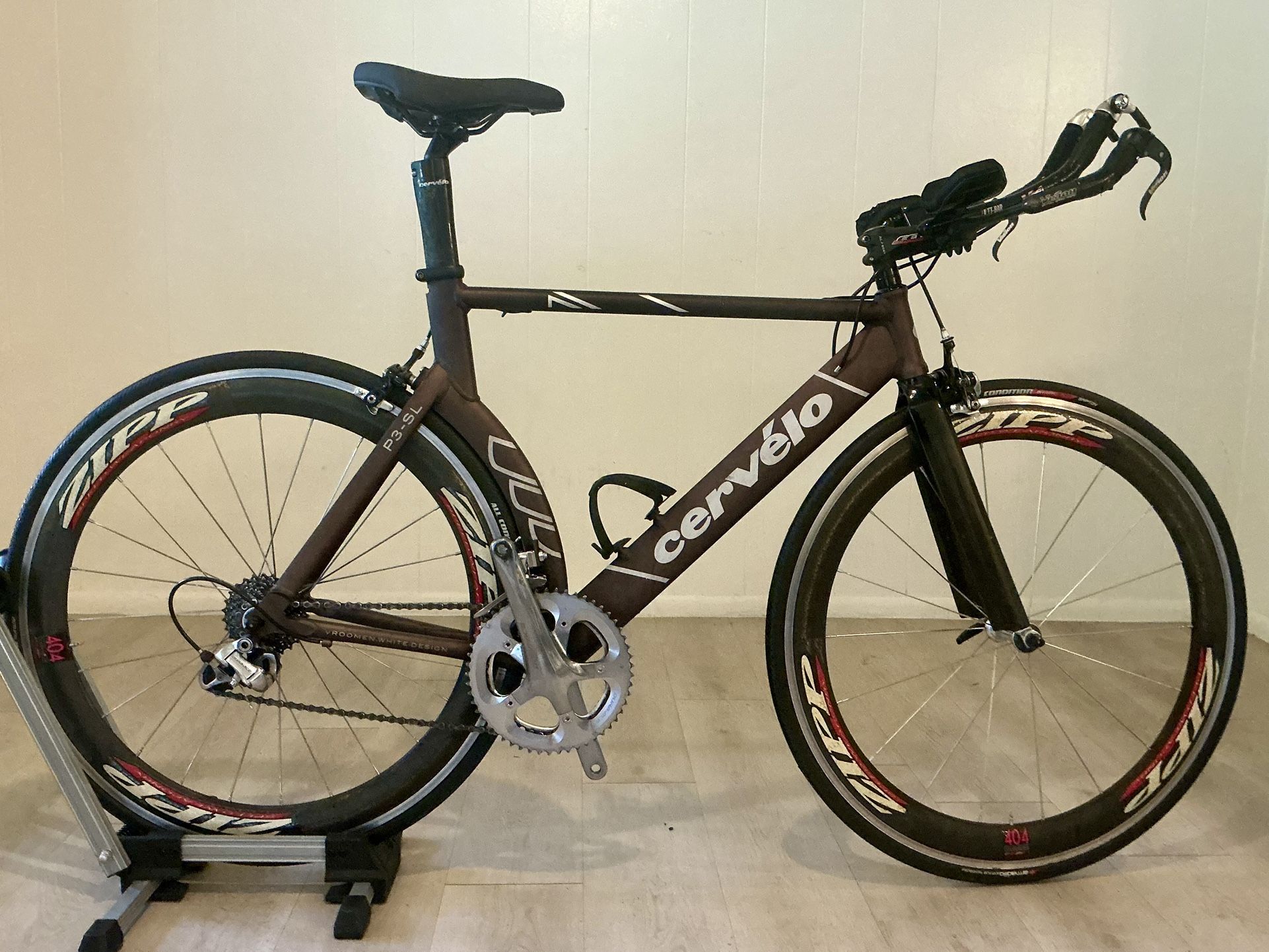 54cm CervΓ©lo Carbon Triathlon Bike β Dura-Ace | ZIPP 404 Carbon Wheels | READY TO ROLL
