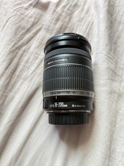 Canon EF-S 18-200mm f/3.5-5.6 IS Standard Zoom Lens for Canon DSLR Cameras