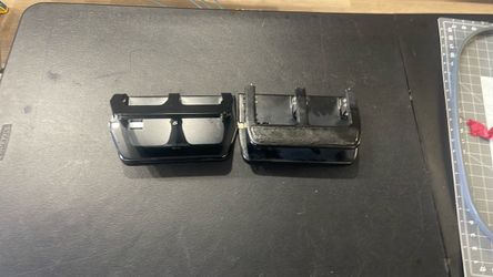 item appears to be a Martin Yale MP50 Master 3-Hole Punch you.