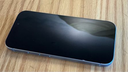 iphone 17 256gb barely used