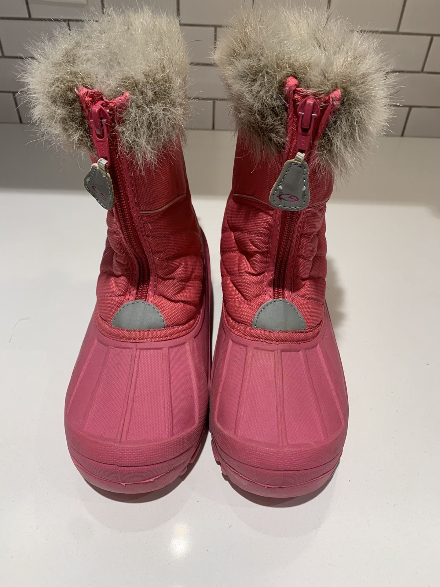 Little Girls snow boots sz. 2