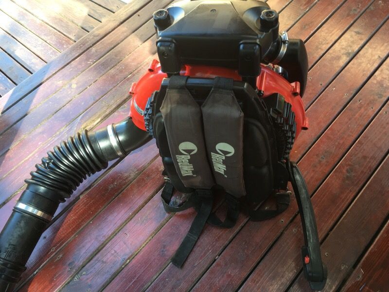 RedMax EBZ8500 professional backpack leaf blower for Sale in Everett