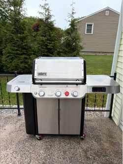 WEBER GENESIS EX-335 SMART GAS GRILL w/ 3 Burners & Side Burner LOADS OF EXTRAS