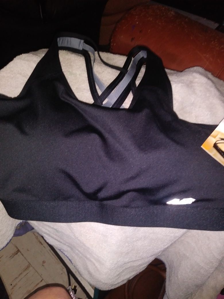 3 brand new bras