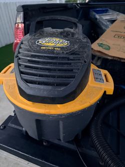 Stinger 2.5 Gallon 1.75 Peak HP Compact Wet/Dry Vacuum