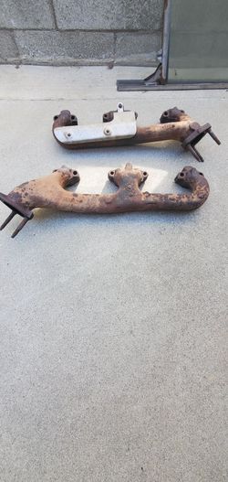 Chevy obs exhaust manifolds / Chevy 350 exhaust manifolds