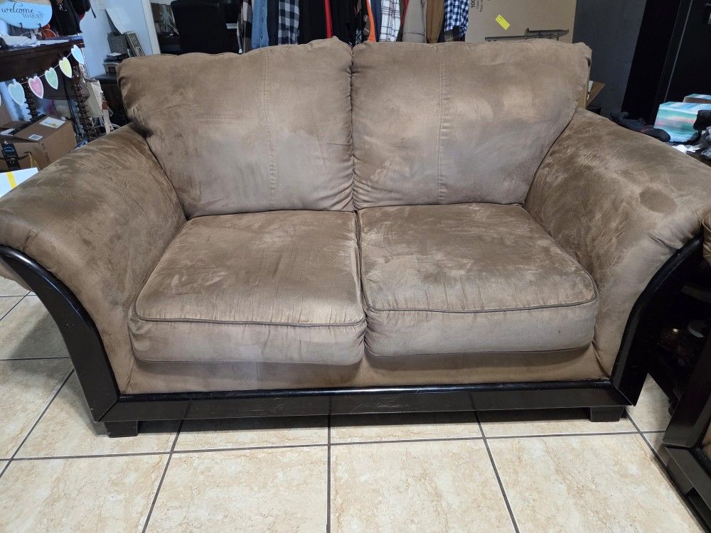 Ashley Furniture Set Of 3 Couch ,chair And Love Seat