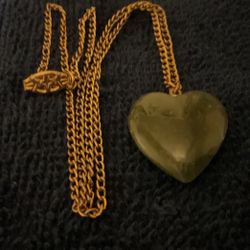 16” Vintage Goldtone Necklace With Genuine Emerald Heart Stone