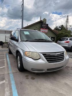 2007 Chrysler Town & Country