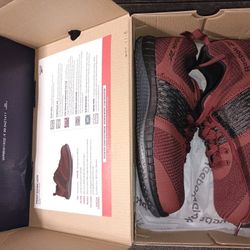 Women's Athletic Work Shoe 