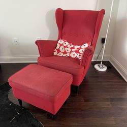 Arm Chair with ottoman 