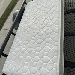 Twin Mattress 