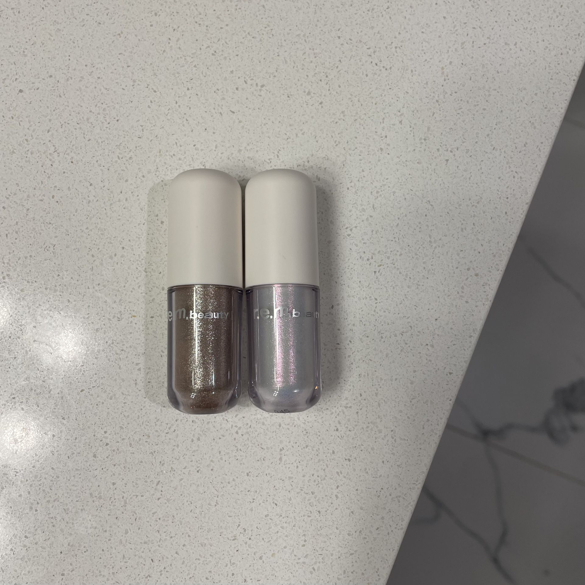 R.E.M. Liquid Eyeshadow