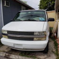 2002 Chevrolet Astro Van