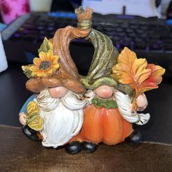 Gnome Thanksgiving Decor
