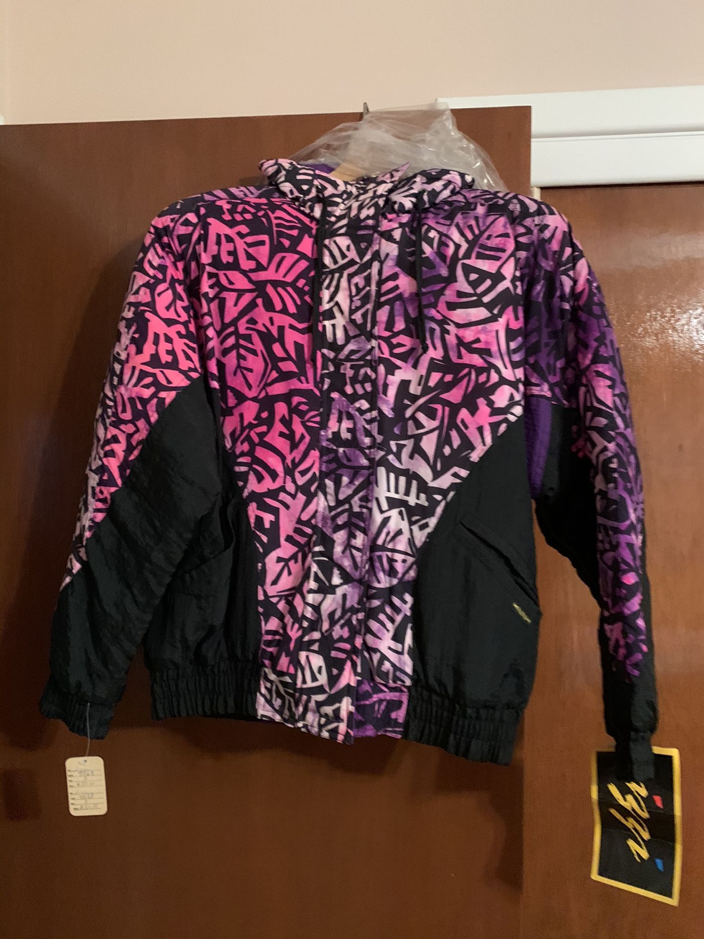 New Youth IZZY Pink Size Small Jacket