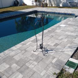 $15 OBO Black Metal Plant Stand 