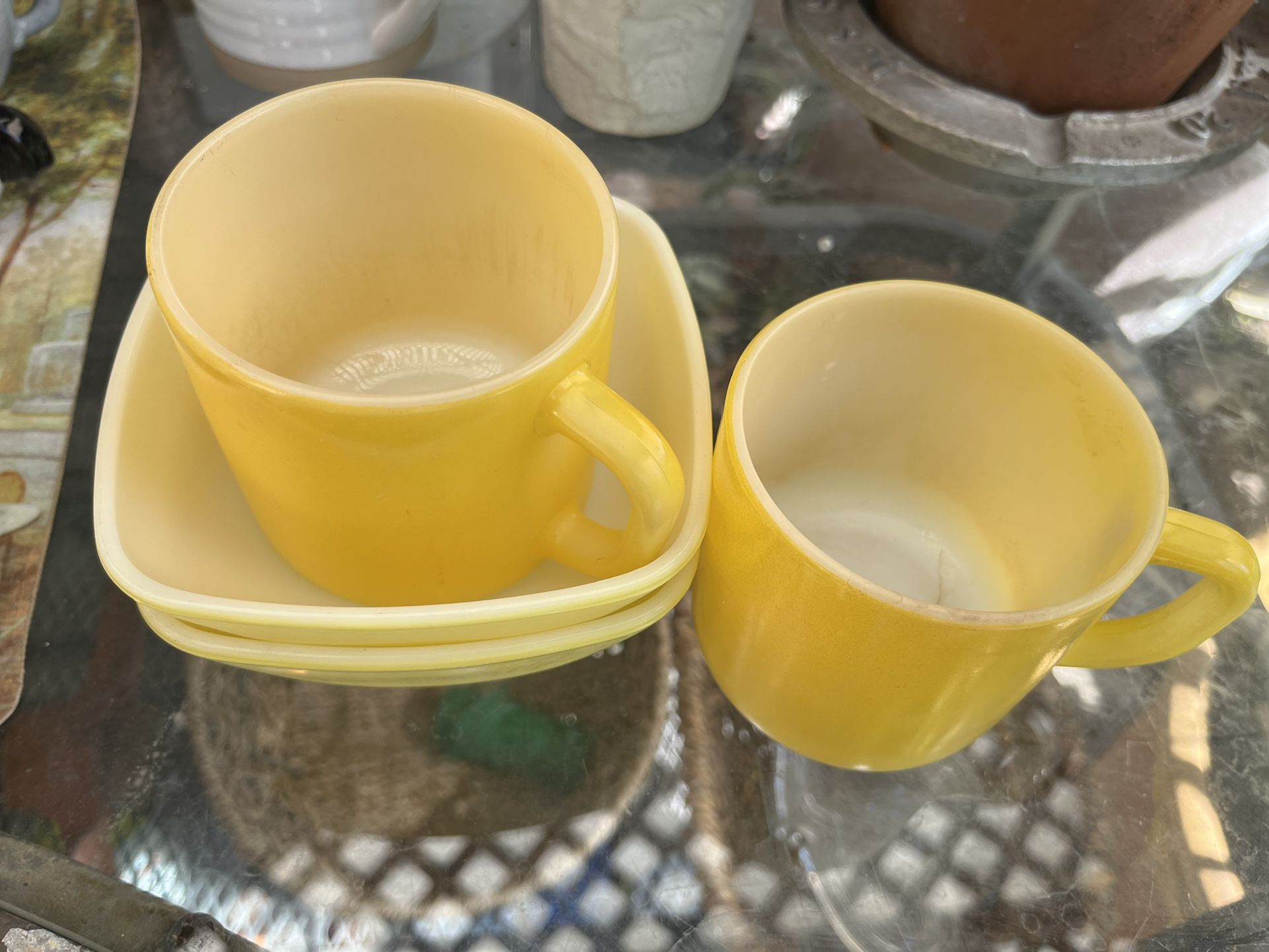 Vintage Pyrex Yellow Cups And Small Dishes