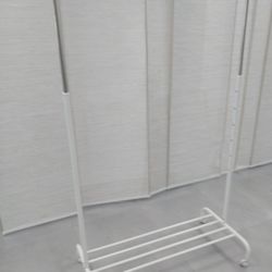 Clothes Hanger Rack