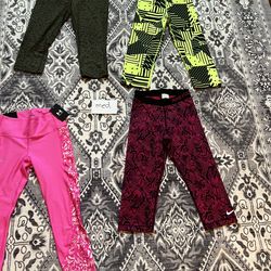 Med. Workout Leggings $10 Each