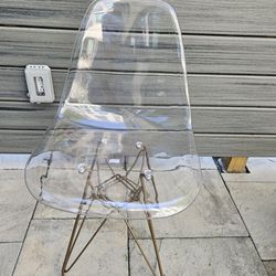  Ghost Vanity Chair *CASH ONLY*
