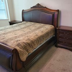 Cal King Bedroom Set