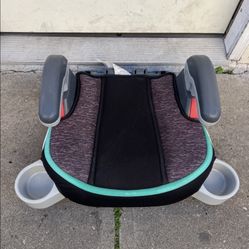 GRACO BOOSTER SEAT 