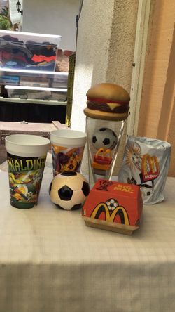 Collectible McDonald’s 2026 fifa World Cup collectible cups