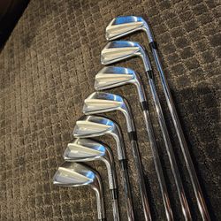Titleist T150 Irons 4-PW with Project X 6.0 Stiff Shafts 