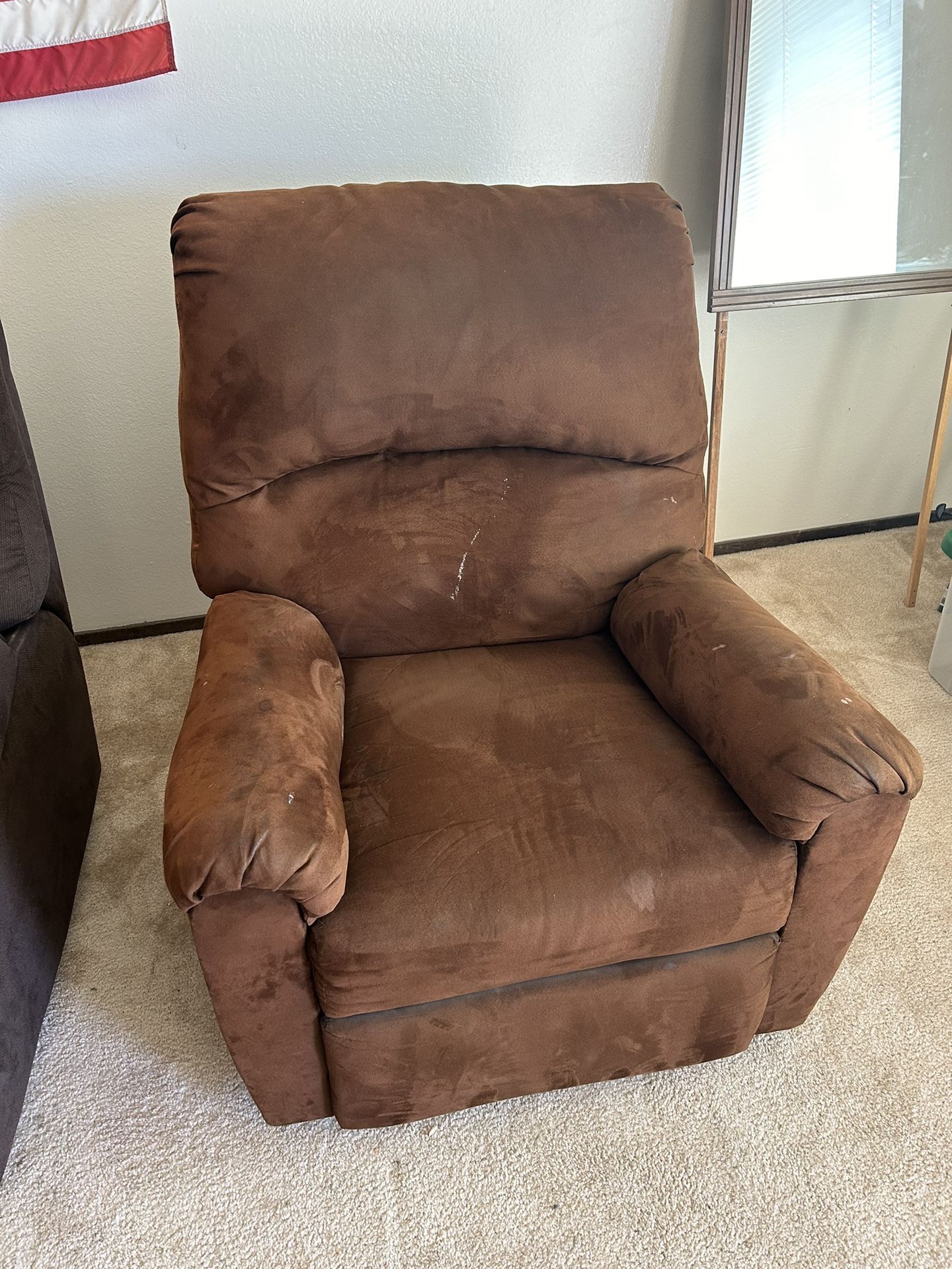 Comfy Ashley Recliner