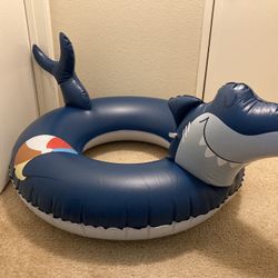 New - Sun Squad Target Inflatable Air Shark Pool Float Inner Tube Raft