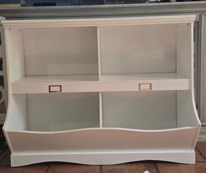 Bookcase/Toyota Box