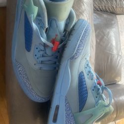Jordan Spike Low 
