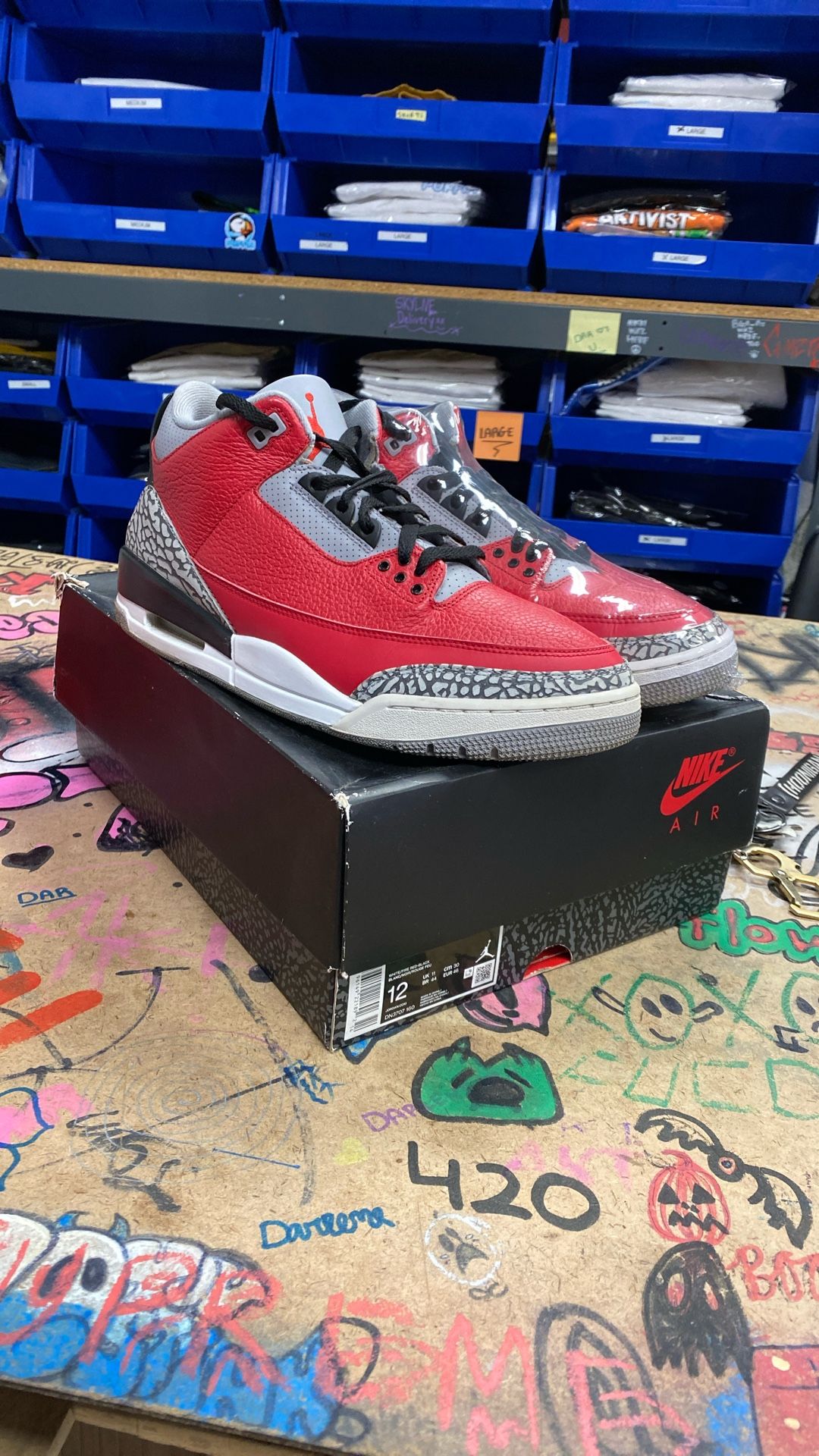 Jordan 3 Retro SE Unite