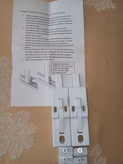 2 SET'S FOOT LAKERS FOR PATIO SLIDING DOOR $5 EACH CAN SALE SEPARATE.