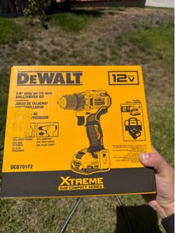Cordless Drill w/2 batteries and charger