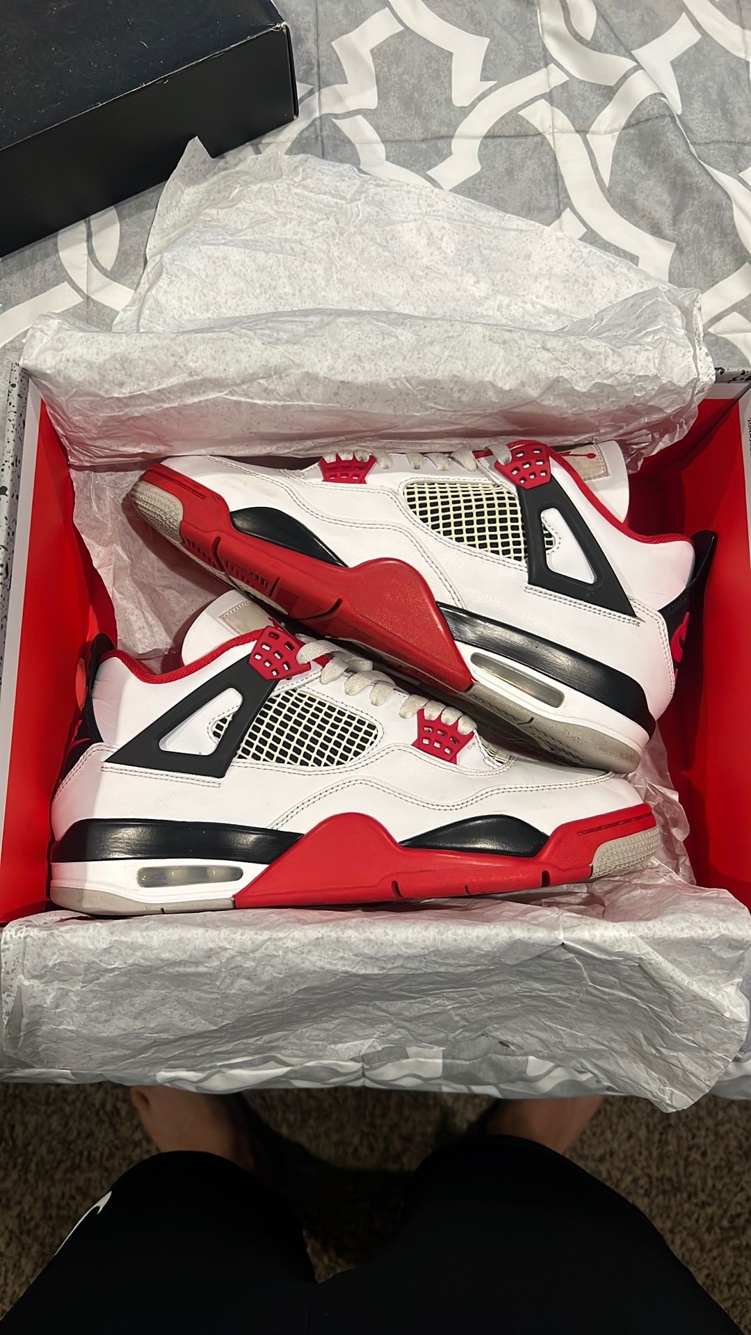 jordan 4 fire red