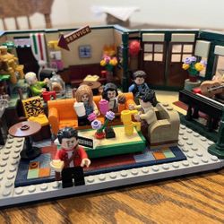 $125 Value - Friends LEGO Central Perk Set 